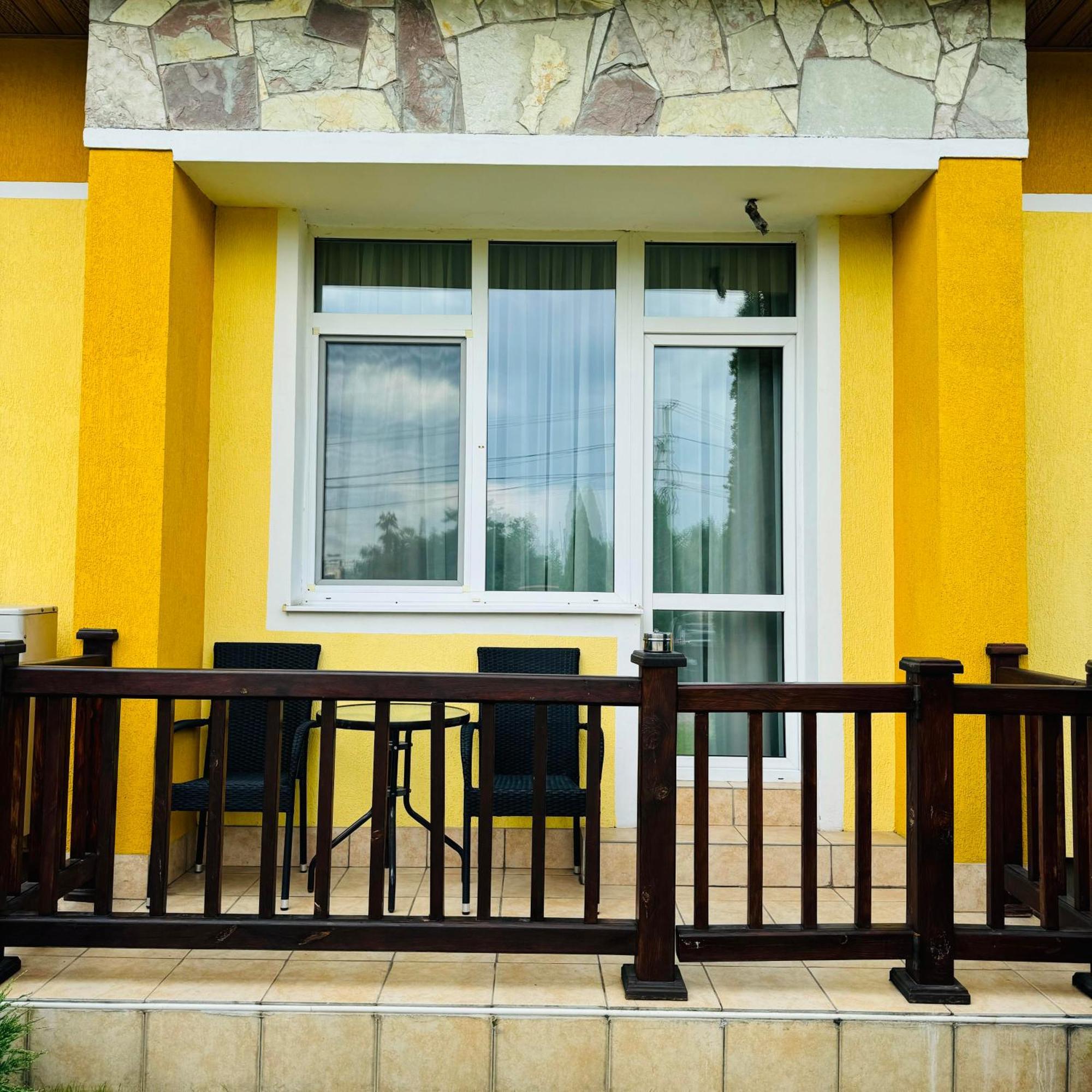 Kiev 365 Park Hotel Sofiivska Borshchahivka Exterior photo